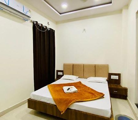 Hotel Soham Palace Ujjain Exterior photo